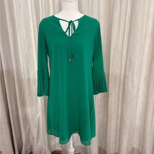 Vince Camuto Vibrant Green Dress